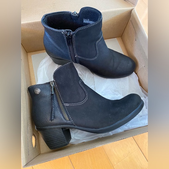 Planet Shoes Black “Echo” Ankle Boots - Picture 6 of 7